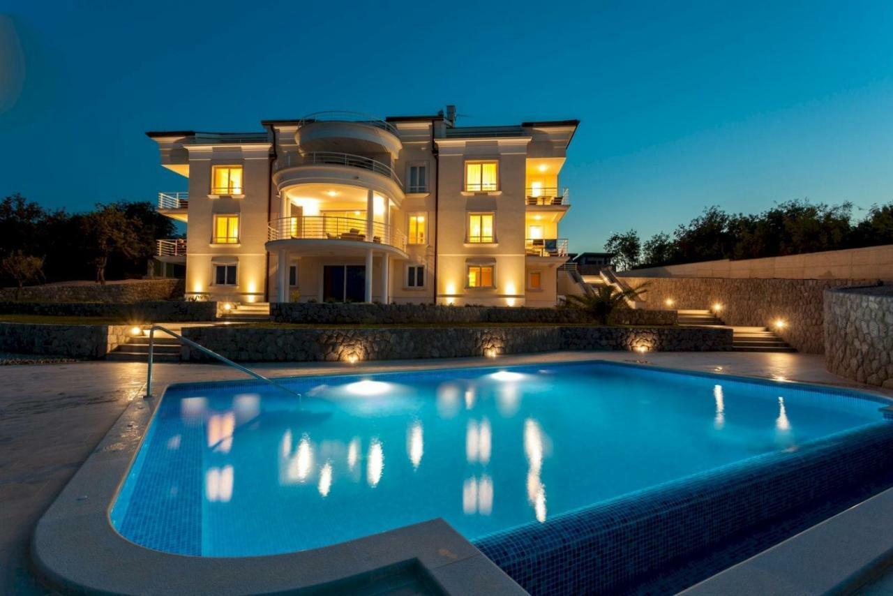 Luxury Apartments Villa Tunera Porat  Exterior photo